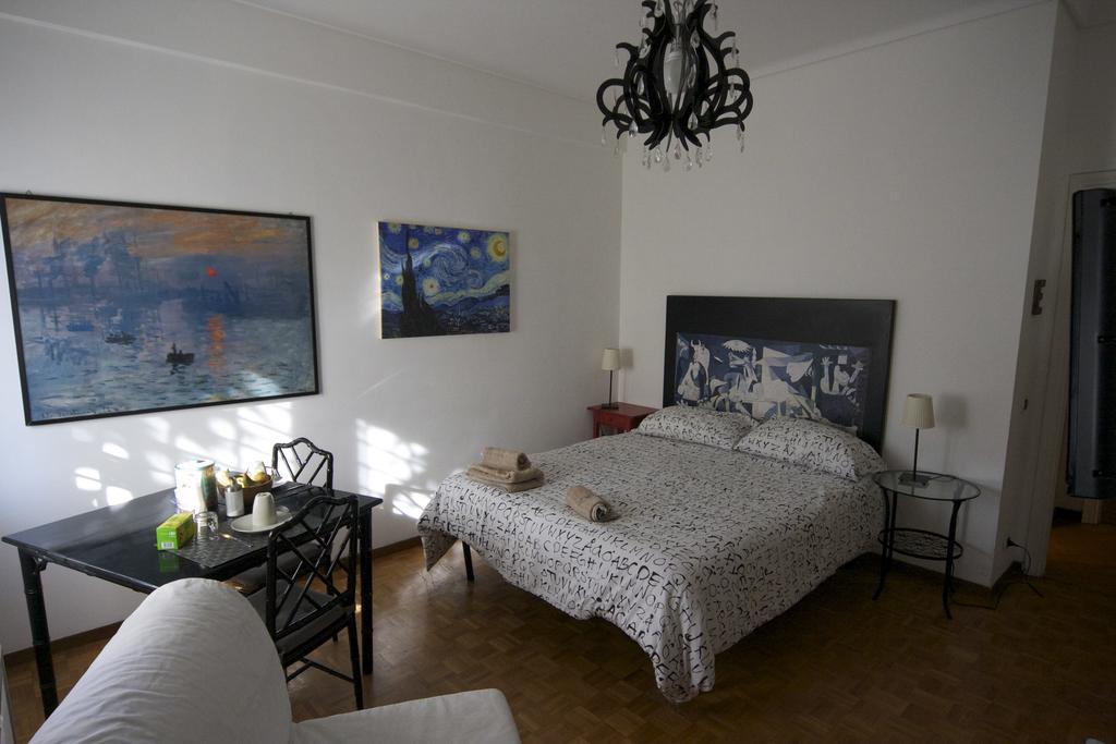 Viale Dei Colli Portuensi 589 Bed & Breakfast